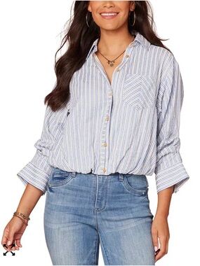 Democracy White and Blue Striped Button-Down 3/4 Sleeve Bubble Hem Shirt